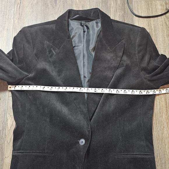 Norma Kamali Black Velvet Blazer Jacket Size 16 – Soft Stretch Corduroy Look - Picture 7 of 11